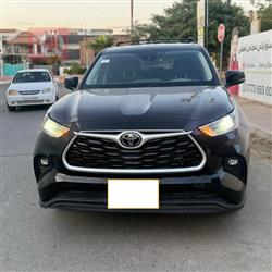 تۆیۆتا هایلاندەر